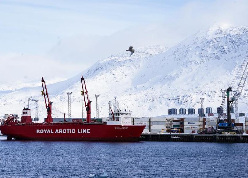 Ministra de Defensa española no descarta enviar tropas a la misión europea en Groenlandia
