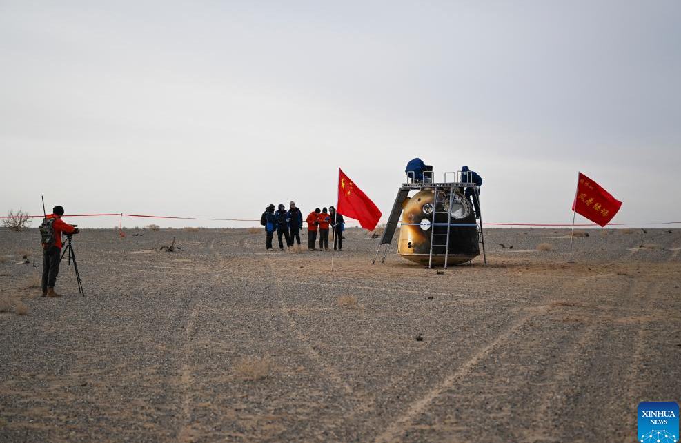 Aterriza cápsula de retorno de misión espacial china Shenzhou-20