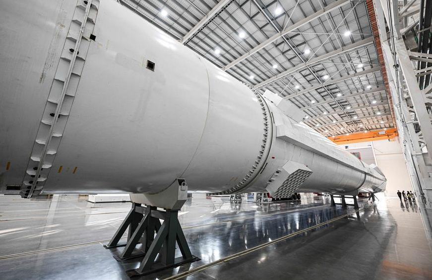 Producción industrial de China aumenta 5,9% en 2025