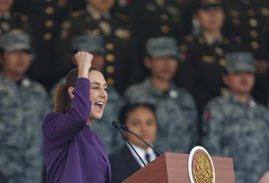 Presidenta de México celebra papel de las mujeres en la sociedad en el Día Internacional de la Mujer
