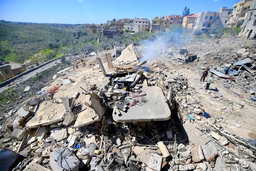 Ataques israelíes dejan 10 muertos en sur de Líbano en medio de amenazas de evacuación