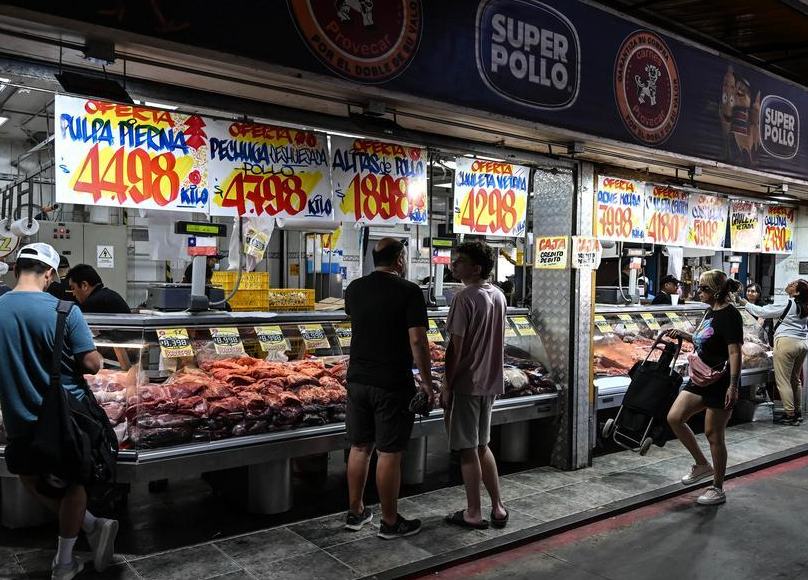 Mercado chileno prevé crecimiento de 2,5% del PIB para 2026