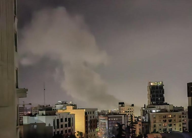 Trump insiste en ir "por delante de lo previsto" en guerra contra Irán