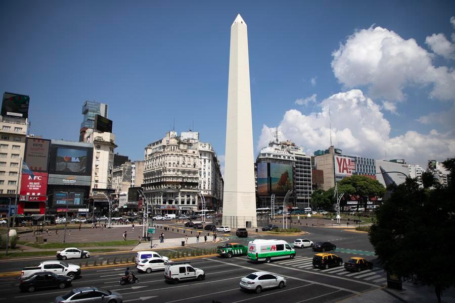 Imagen del 27 de enero de 2026 del Obelisco y la Plaza de la República, en la ciudad de Buenos Aires, capital de Argentina. (Xinhua/Martín Zabala)