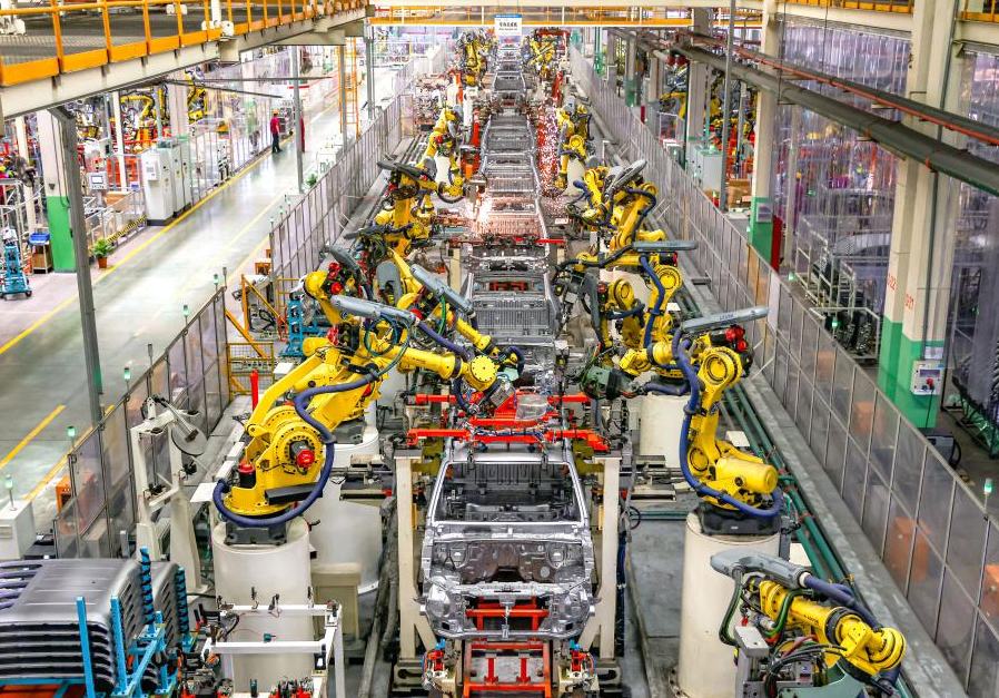 Los fabricantes de automóviles chinos registran exportaciones récord en marzo