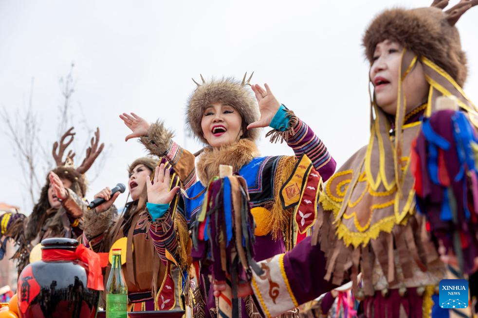 Jiamusi celebra festival Hanjiang en Heilongjiang