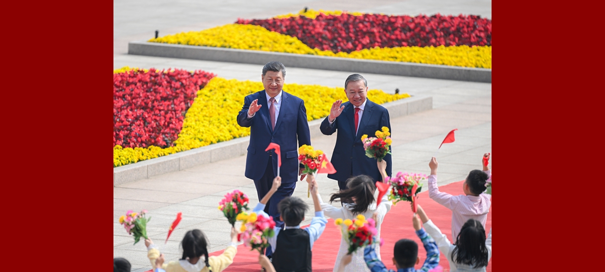 Máximos líderes de China y Vietnam mantienen conversaciones sobre avance de cooperación amplia
