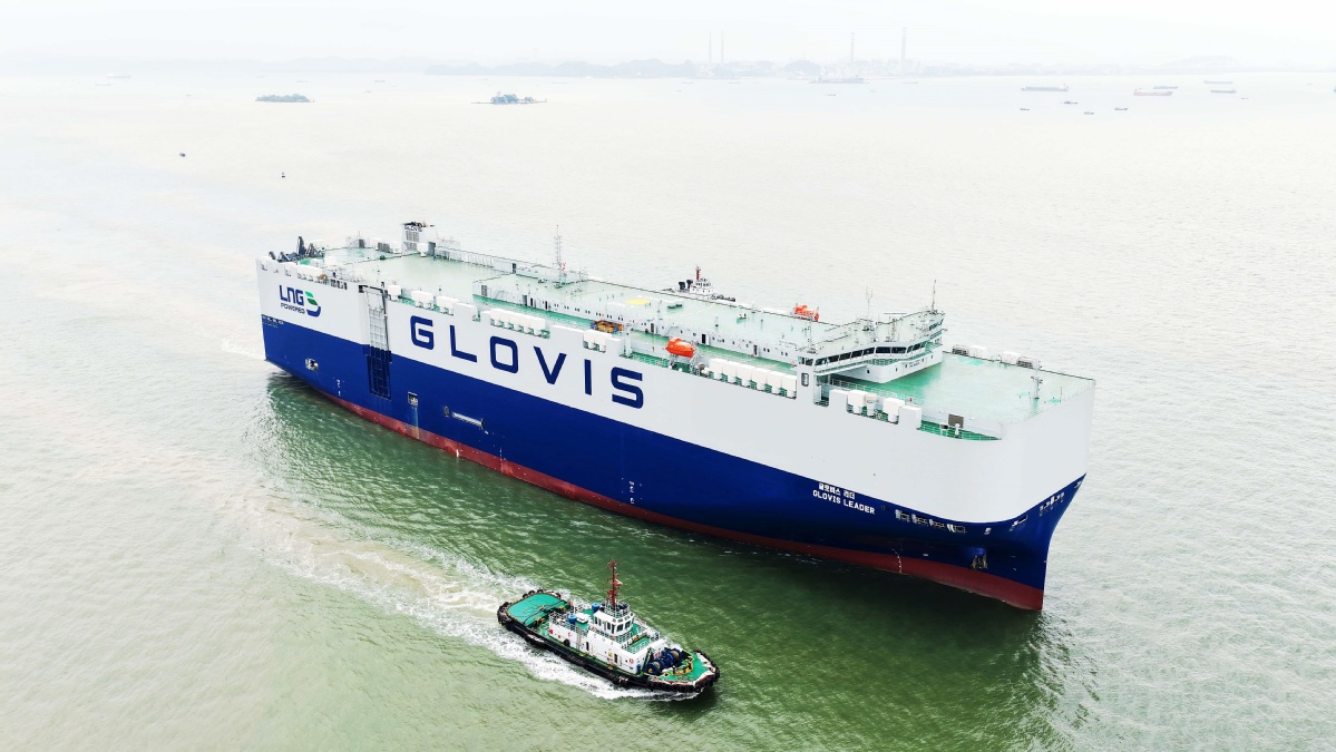 El mayor Transportador Puro de Autos y Camiones del mundo se entrega en Guangzhou