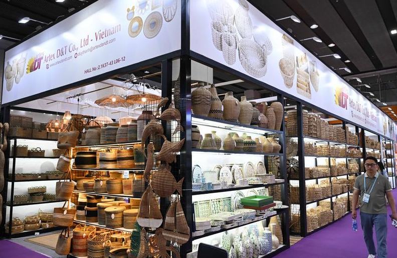 139ª Feria de Cantón atrae a 245.000 compradores extranjeros en primeras dos fases