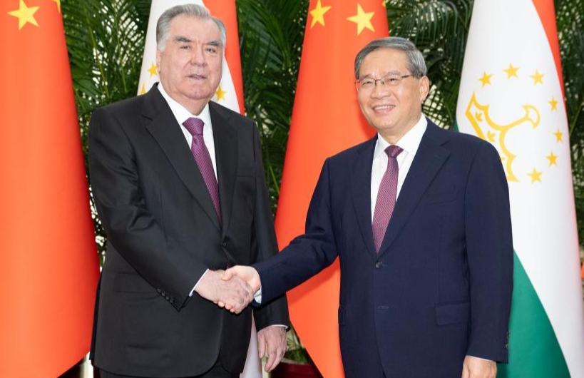 Premier chino se reúne con presidente tayiko