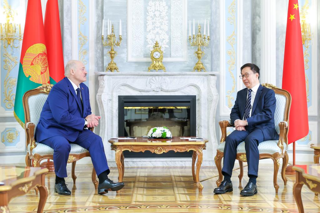 China está dispuesta a profundizar y consolidar cooperación con Bielorrusia, dice vicepresidente