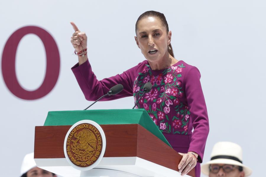 La presidenta mexicana, Claudia Sheinbaum, habla durante el evento Honestidad, Resultados, Amor al Pueblo y a la Patria. Rendición de Cuentas a Dos Años del Triunfo en el Monumento a la Revolución, en la Ciudad de México, capital de México, el 31 de mayo de 2026. (Xinhua/Francisco Cañedo) 