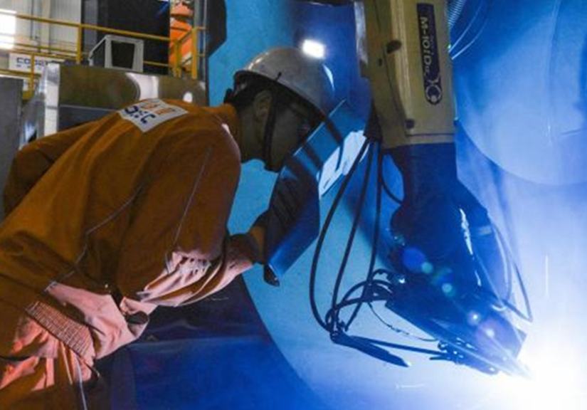 Primer sistema chino de robot de soldadura marina entra en servicio en Tianjin