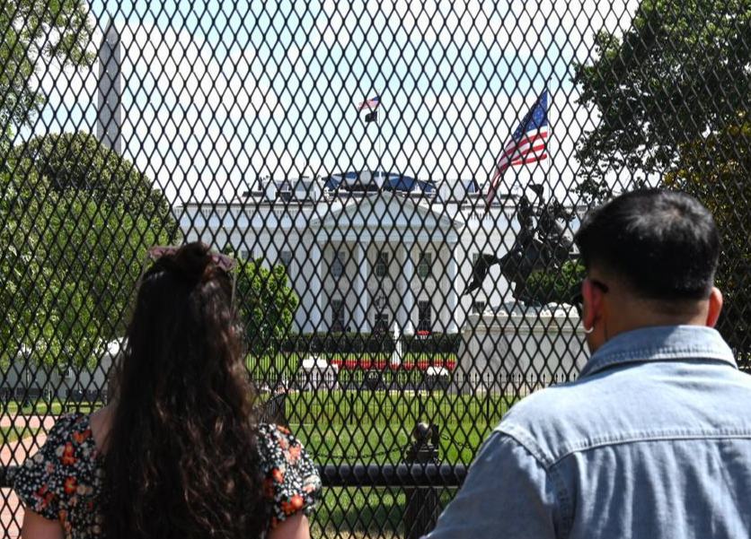 Trump dice que estrecho de Ormuz estará totalmente abierto para el viernes