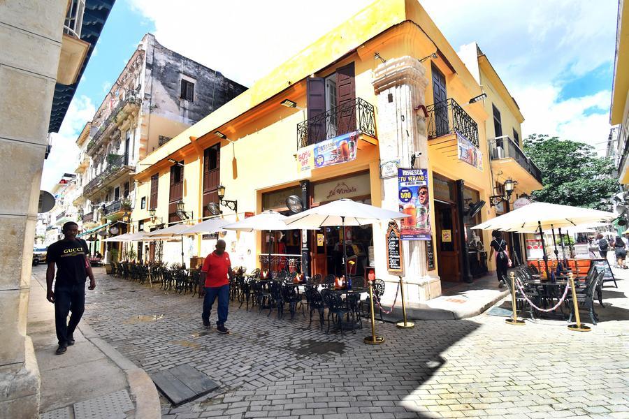Imagen del 8 de junio de 2026 de un restaurante, en La Habana, capital de Cuba. (Xinhua/Joaquín Hernández) 