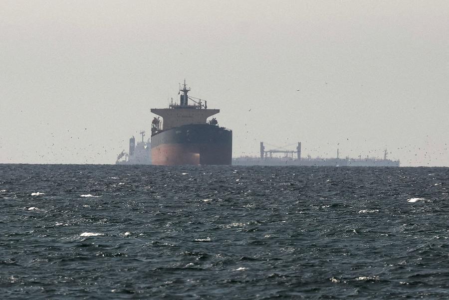 EEUU e Irán detendrán ataques "por ahora" y se reunirán en Doha para discutir estrecho de Ormuz, informa medio