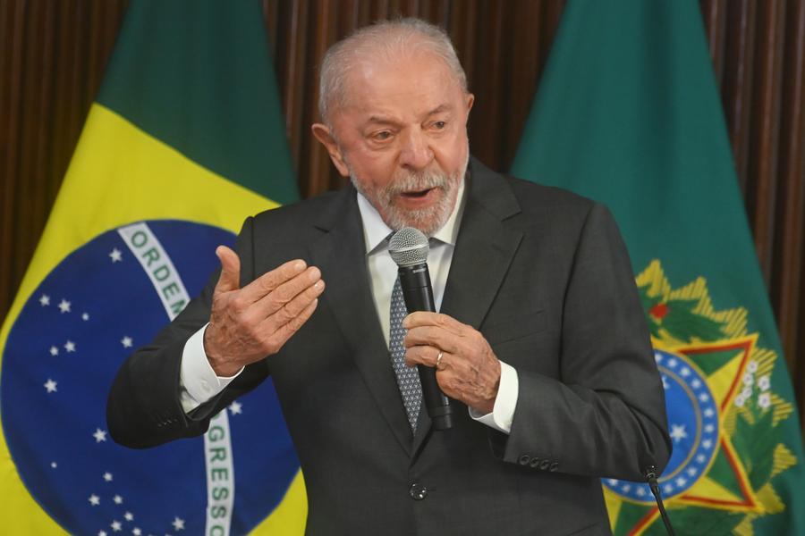 Lula defiende fortalecer la industria de defensa de Brasil para proteger recursos estratégicos