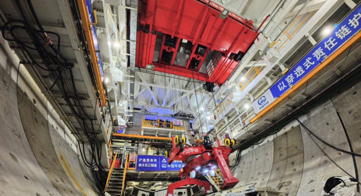 China establece nuevo récord mundial en tunelación submarina continua