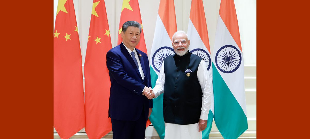 Xi y Modi sostienen intercambio de opiniones profundo y coinciden en que China e India deben ser socios