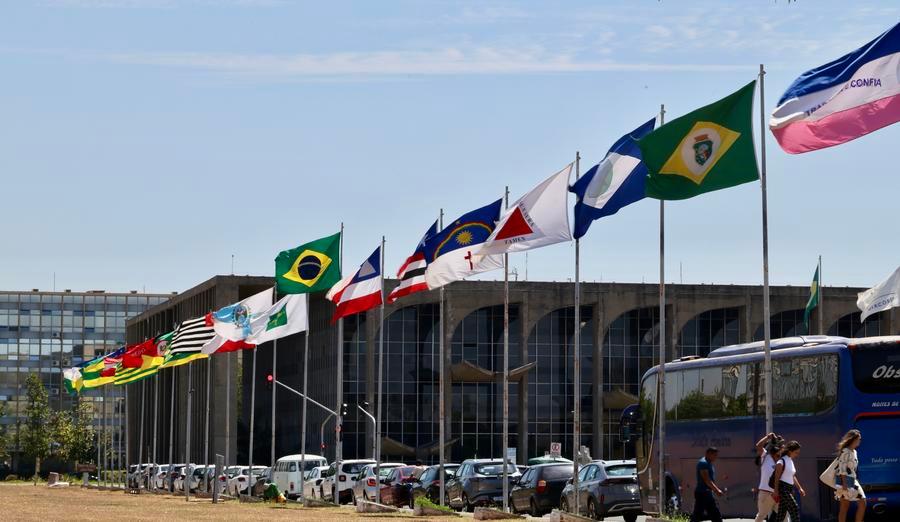 Encuestas vaticinan empate técnico entre Lula da Silva y Bolsonaro a 24 horas de las elecciones en Brasil