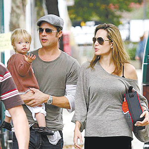 Angelina Jolie muestra “preferencia” por sus hijos adoptivos y califica a su propia hija como “niña abandonada”