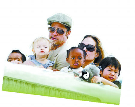 Se expone el “acuerdo de separación” entre Pitt y Jolie, y los seis hijos vivirán con la madre