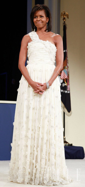 Primera Dama Michelle Obama en traje de gala