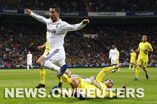 Fútbol: Real Madrid derrota 4-2 al Villarreal
