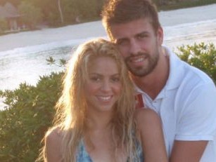 El Bernabéu veta a Shakira y el Waka-Waka por su relación con Piqué