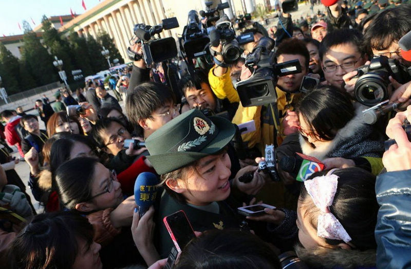 Los medios enfocan en la representante más joven del XVIII Congreso Nacional del PCCh 6