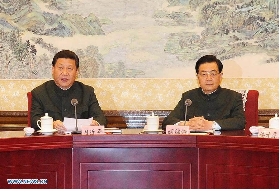 Hu y Xi urgen al ejército chino a completar misiones históricas bajo el nuevo liderazgo