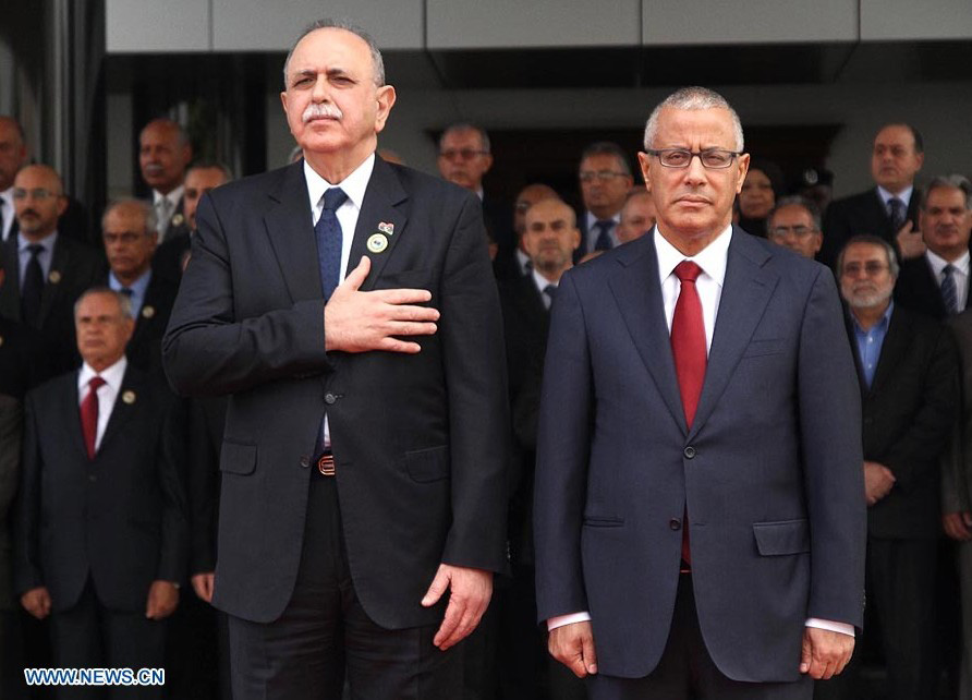 Nuevo primer ministro de Libia toma posesión