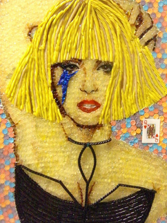 Artista mexicano hace retratos de Marilyn Monroe y Lady Gaga con dulces