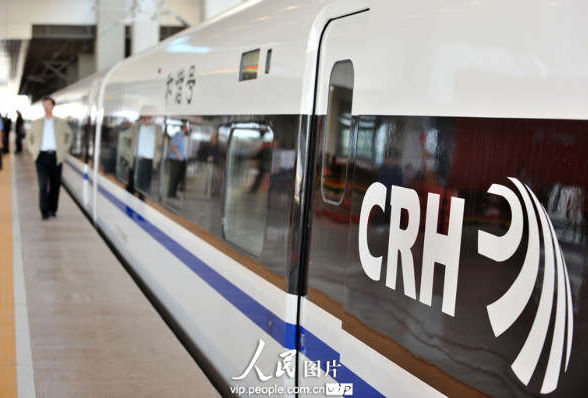 Tren de alta velocidad reduce a ocho horas duración de viaje entre Beijing y Guangzhou