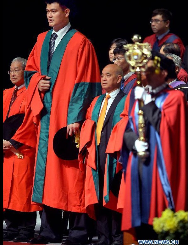 Yao Ming recibe doctorado honoris causa en Hong Kong 3