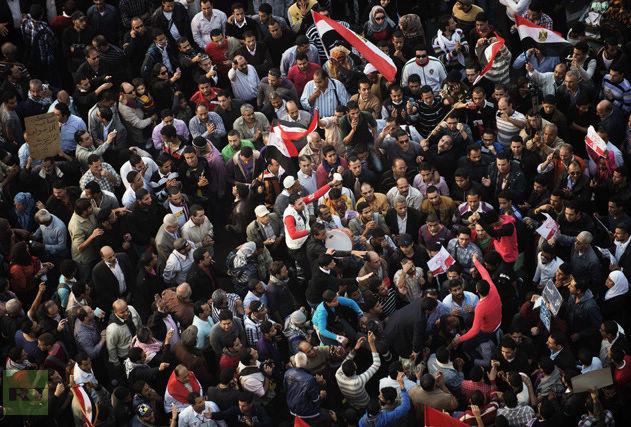 100.000 egipcios protestan contra Mursi