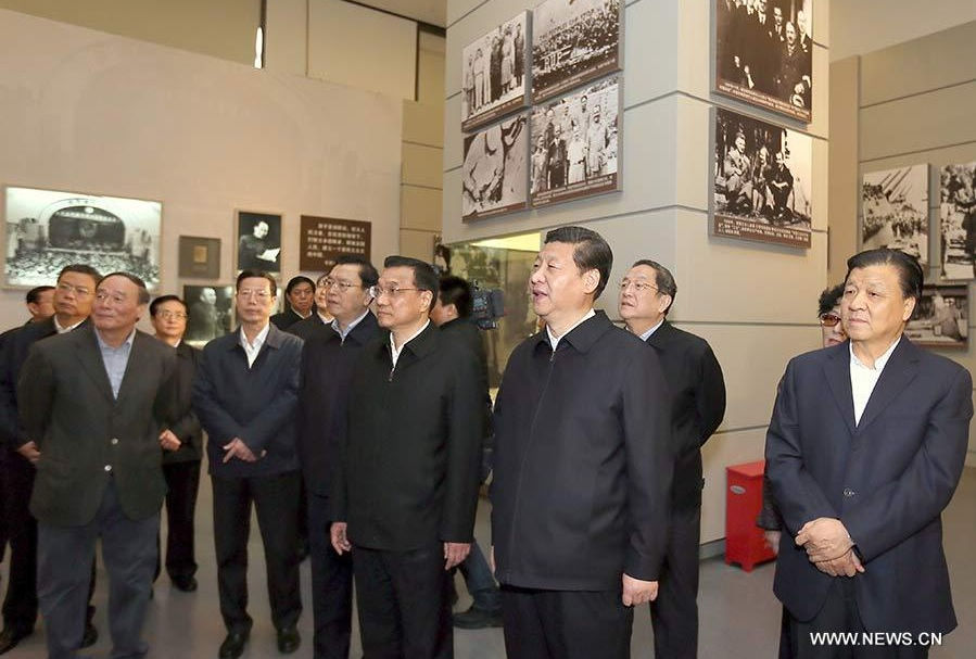 Xi Jinping promete "gran renovación de la nación china"