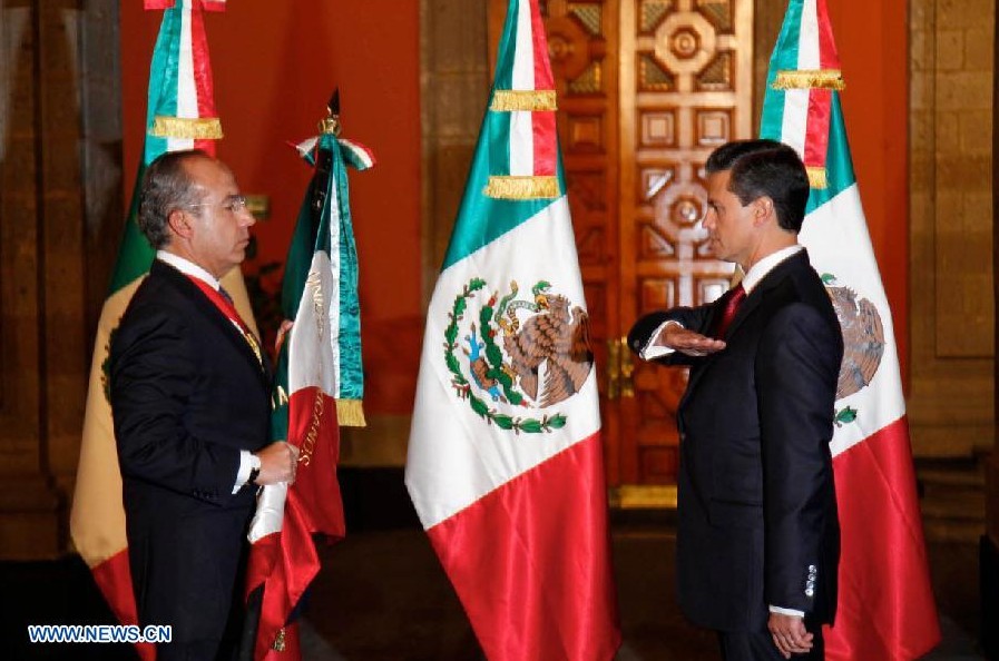 Jura Enrique Peña Nieto como presidente de México