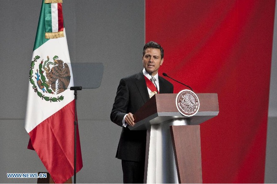 Jura Enrique Peña Nieto como presidente de México
