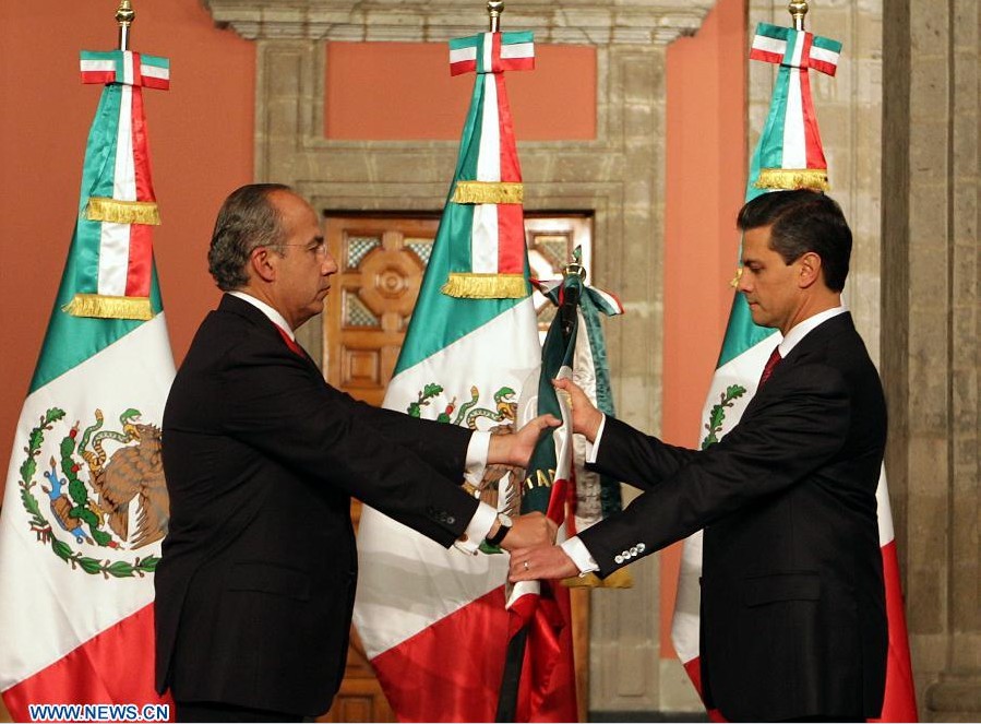Presidente de México convoca a "cruzada nacional contra el hambre"