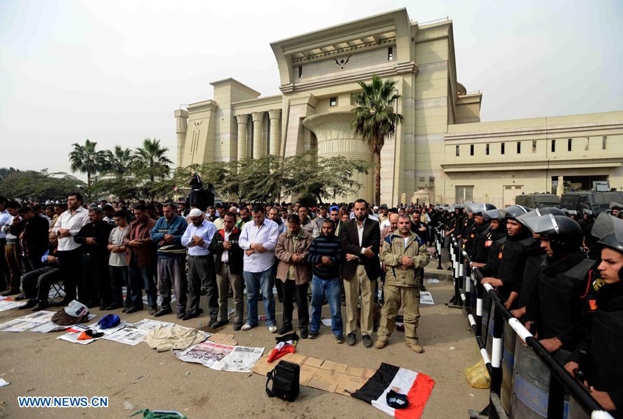 Tribunal Constitucional de Egipto suspende labores por protestas