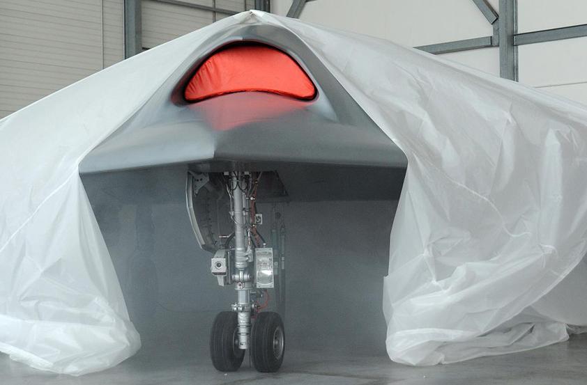 Despega en Francia primer avión furtivo de combate no tripulado de Europa 5