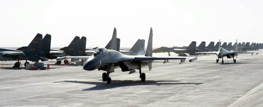 Simulacro de combate aéreo a gran escala en el noroeste de China (2)