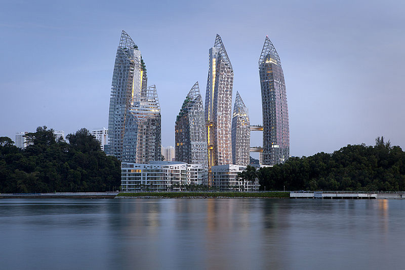 No.8  Reflections en la Bahía Keppel, Singapur :120 - 178 metros, 21-41 pisos