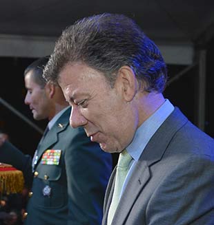 Santos asegura que Chávez es un factor de estabilidad en la región