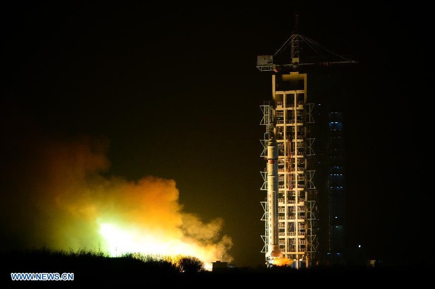 China lanza satélite turco al espacio