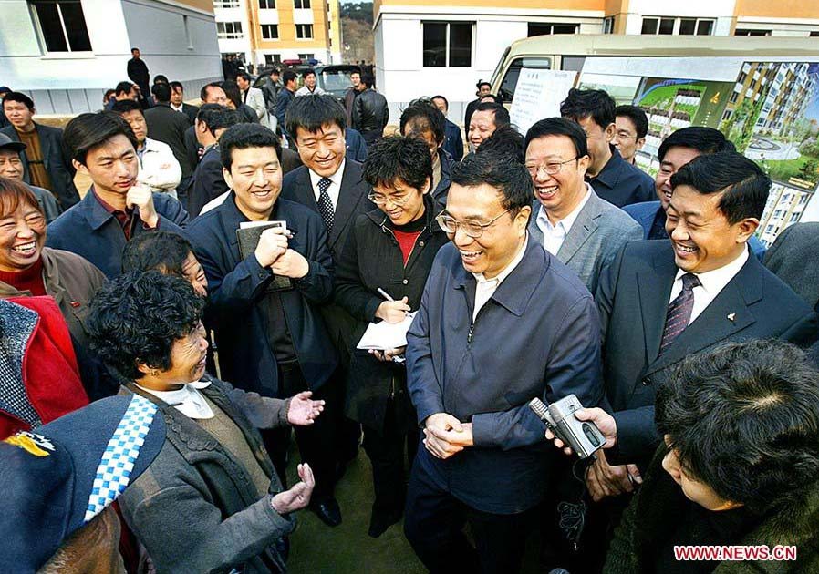 Foto de archivo: Li Keqiang, un hombre que pone al pueblo por encima de todo