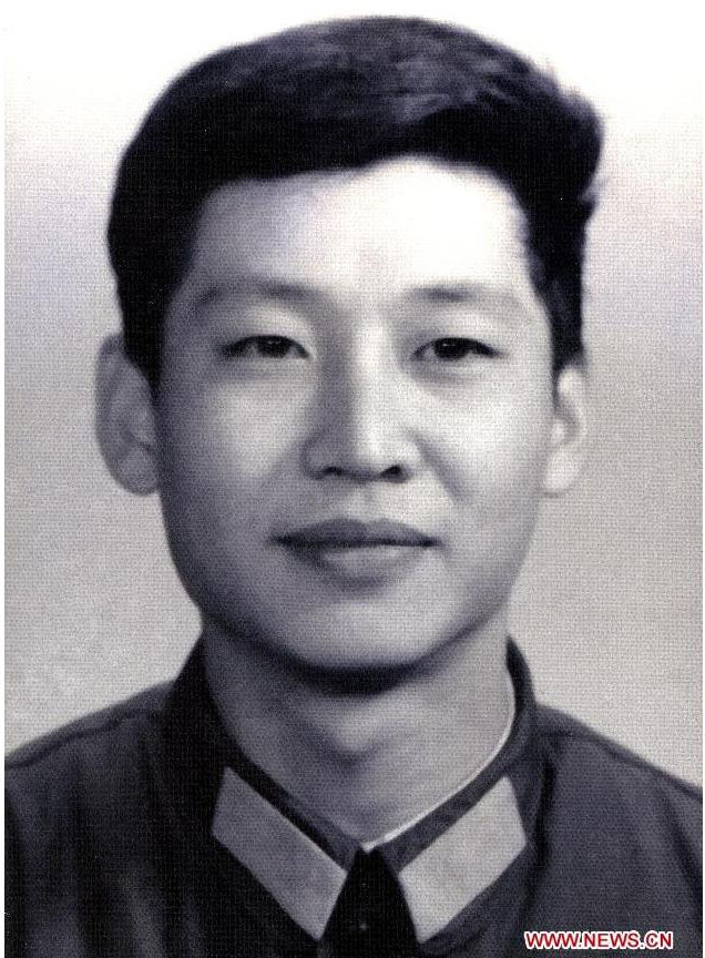 Xi Jinping, un hombre del pueblo, un líder con visión
