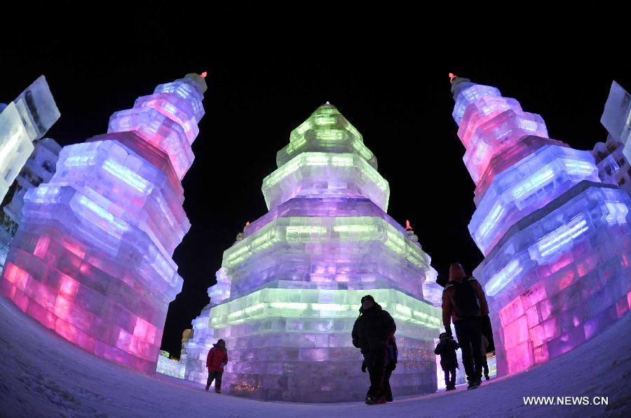 Celebran el 39º  Internacional de Hielo y Nieve de Harbin (28)
