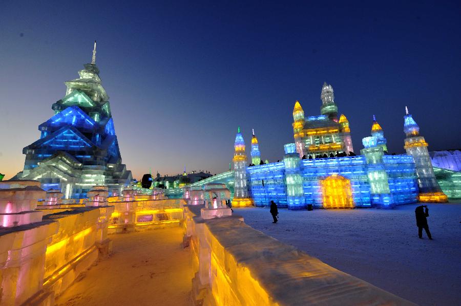 Celebran el 39º  Internacional de Hielo y Nieve de Harbin (21)